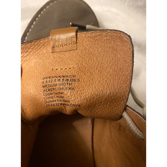 GENTLE SOULS Taupe Gray Brown Kenneth Cole Albert Chukka Mens 9.5 Ankle Boots - Picture 6 of 7